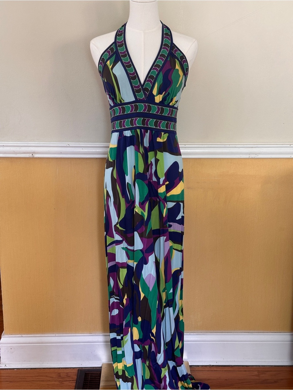 BCBGMaxAzria Multicolor Halter-Style Abstract Print Maxi Dress